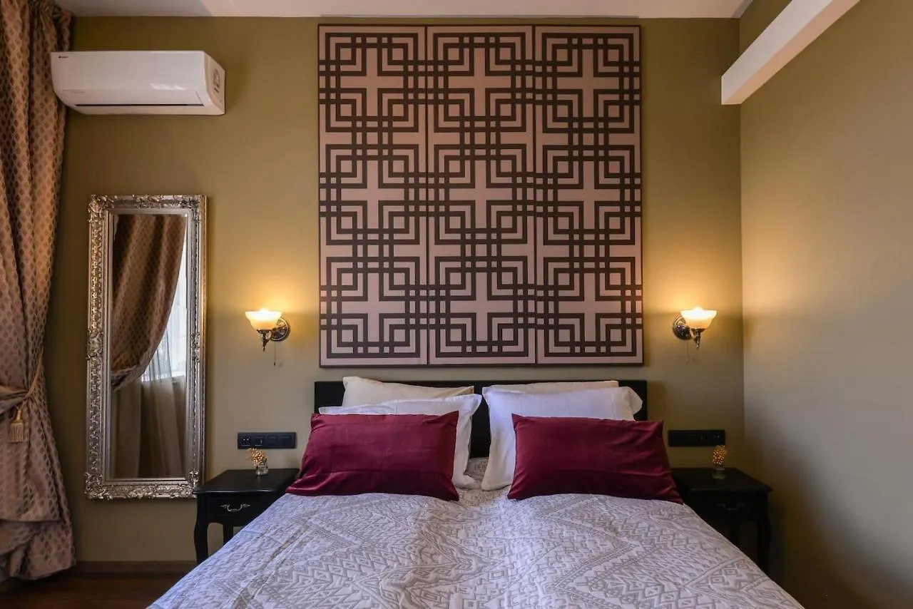 Sofia Dream Apartments - Jazzy Two Bedroom Suite By Flat Mаnager