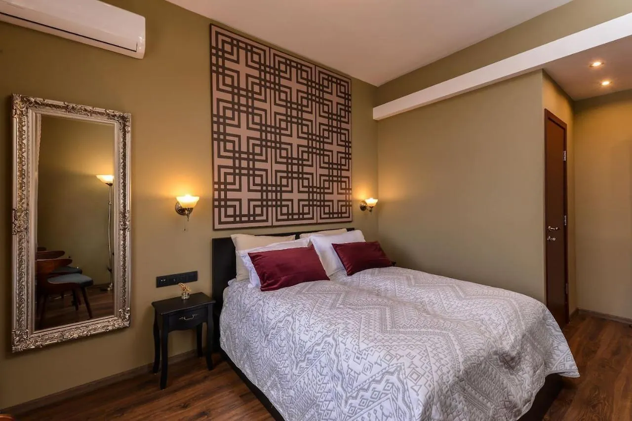 Sofia Dream Apartments - Jazzy Two Bedroom Suite By Flat Mаnager